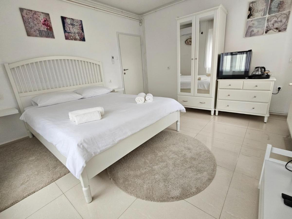 Comfort Rooms Remiza - Free Private Parking - Self Check-In Загреб Экстерьер фото